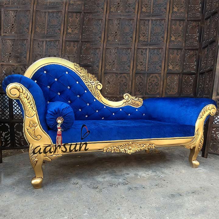 UH-YT-28 Gold Wooden Handcrafted Chaise Lounge