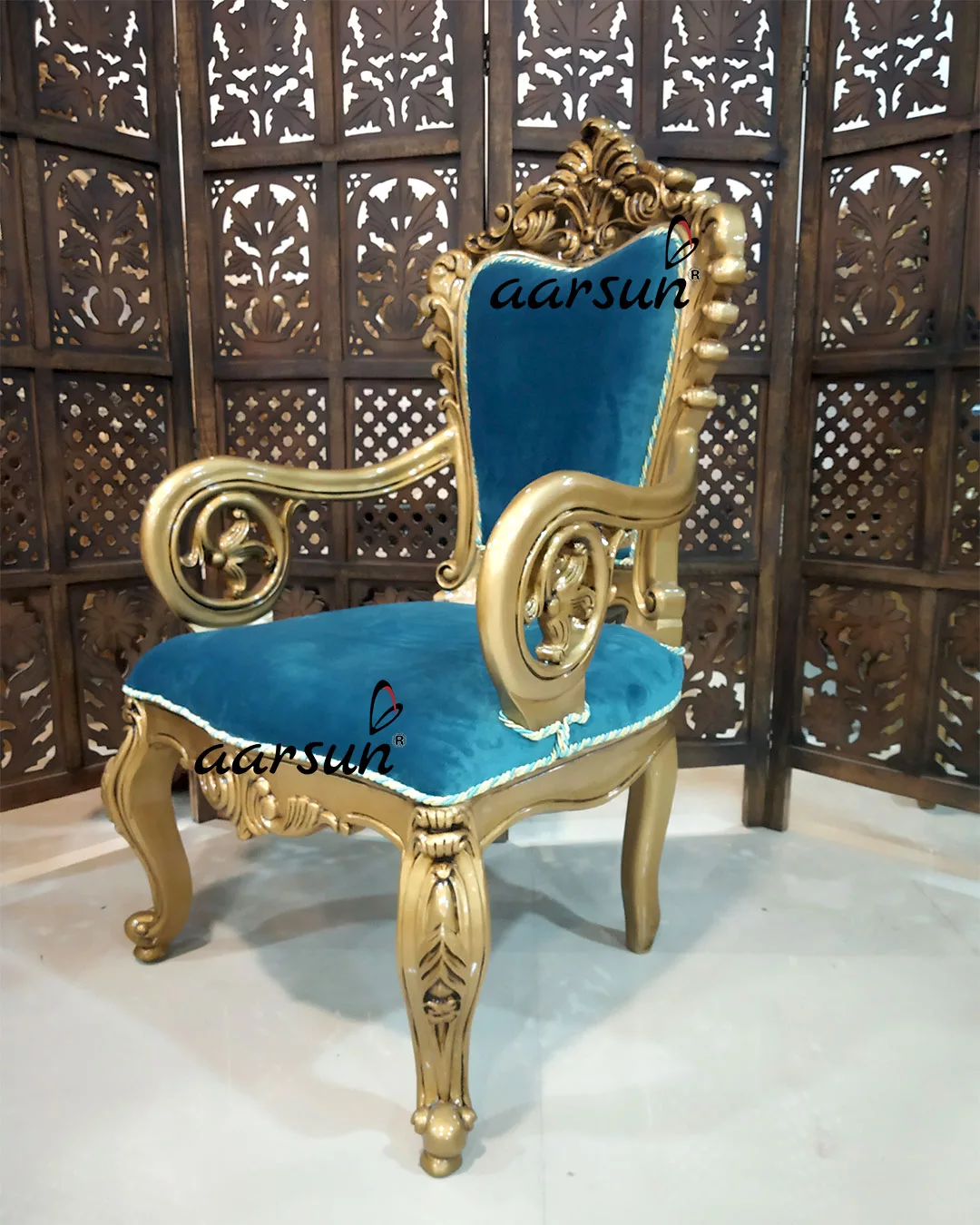 Bedroom Chair in Baroque Style CHR-0006