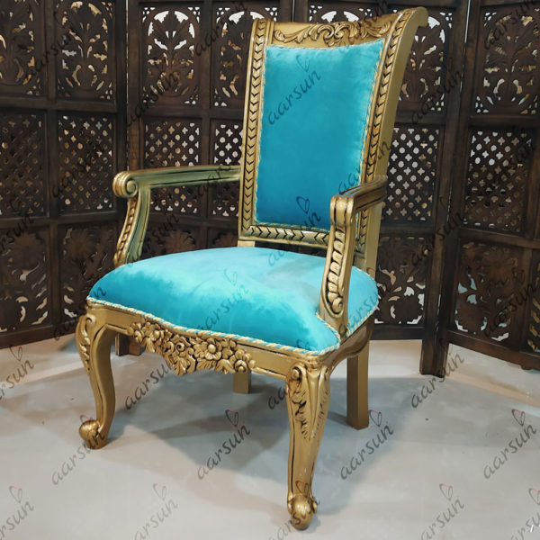 Royal Chair in Solid Wood YT653A