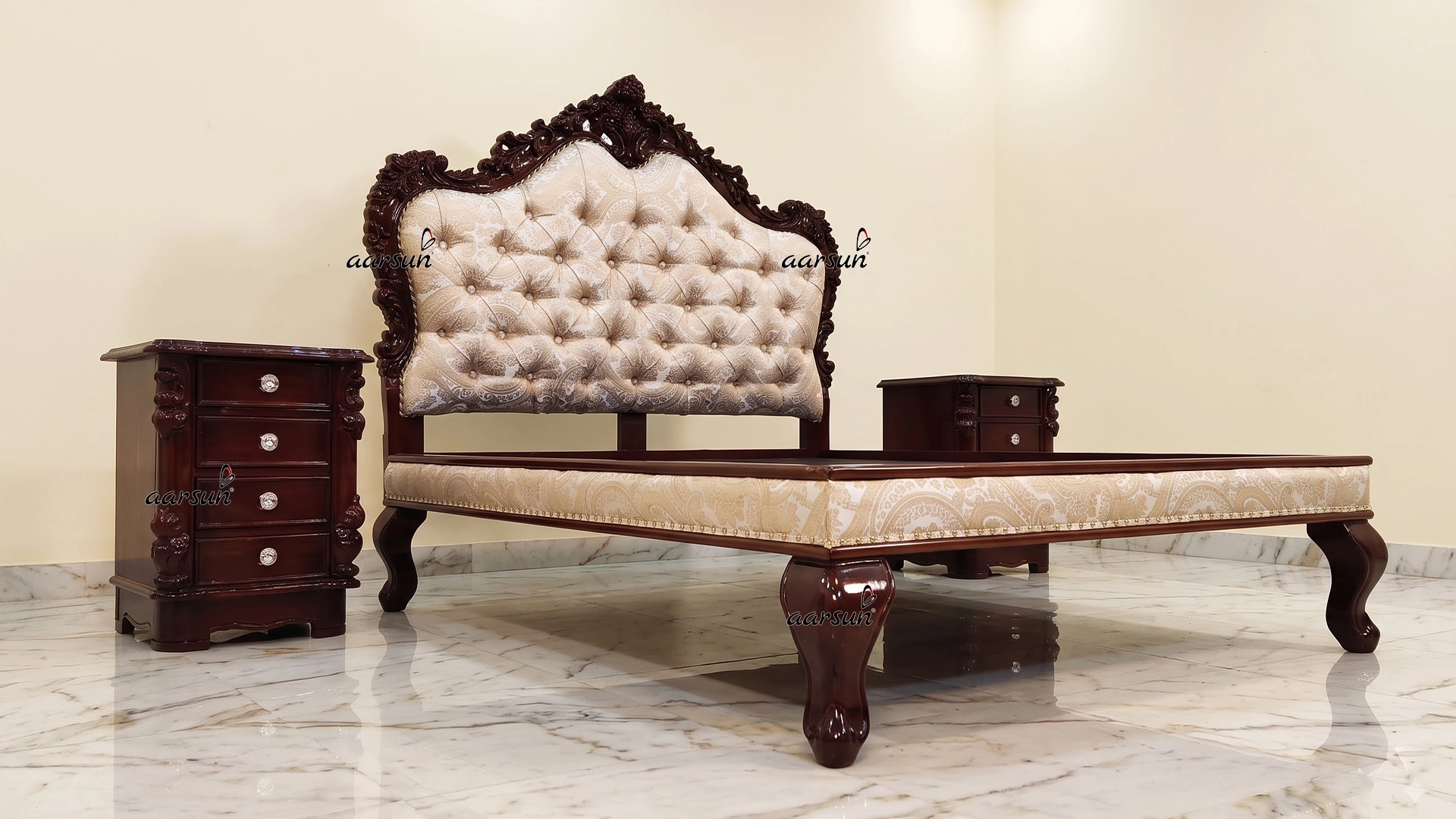 Handcrafted Wooden Bed Diwan for Home