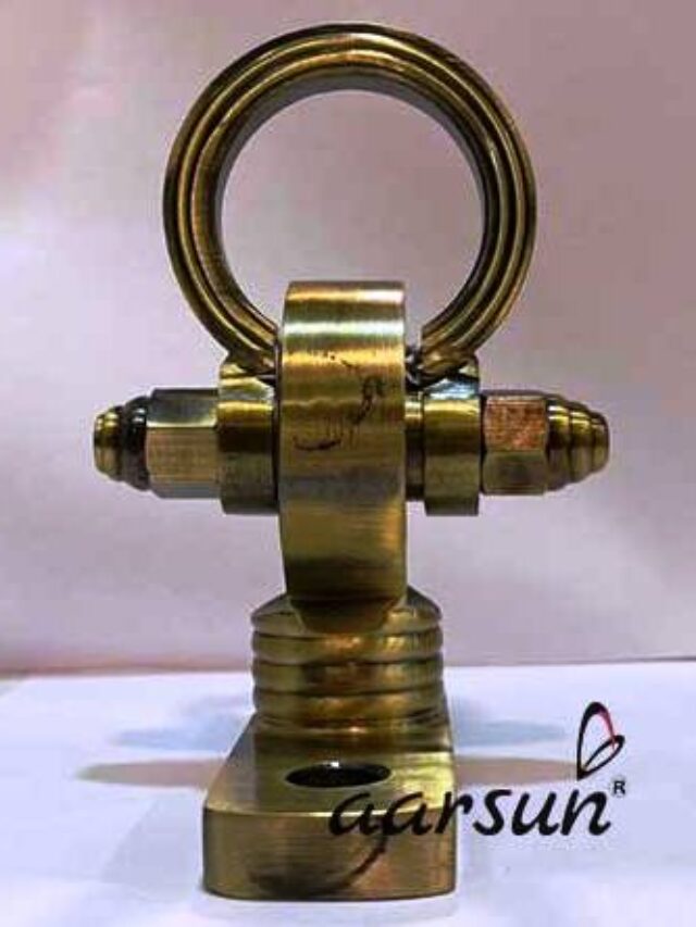 Brass-ceiling-hooks-aarsun-1 (1)