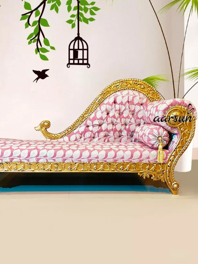 Royal-Chaise-Lounge-in-Gold-Finish-UH-DWN-0069-jpg (1)