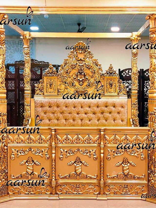 Truly-Majestic-Poster-Bed-in-Solid-Wood-YT-427-S (1)