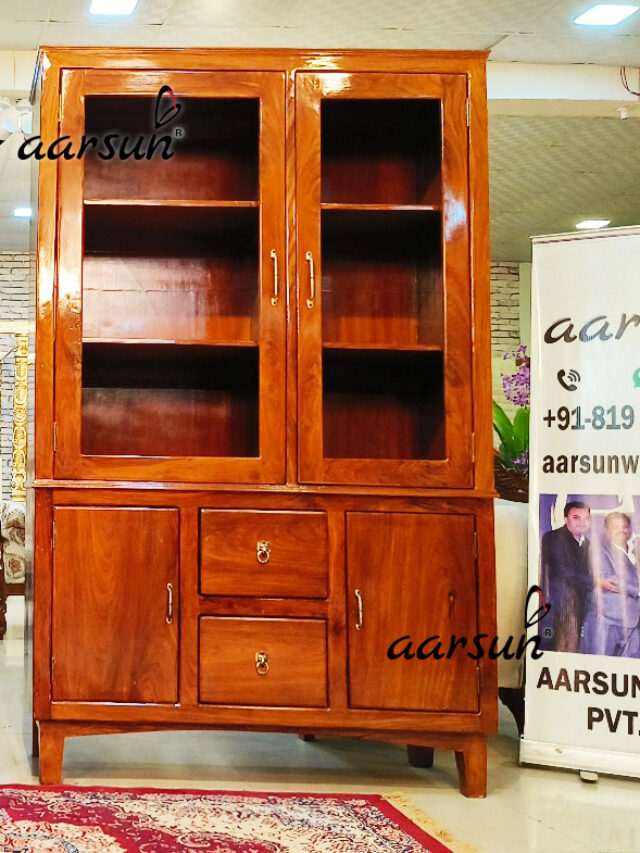 Wooden-Modern-Cabinet-in-solid-wood