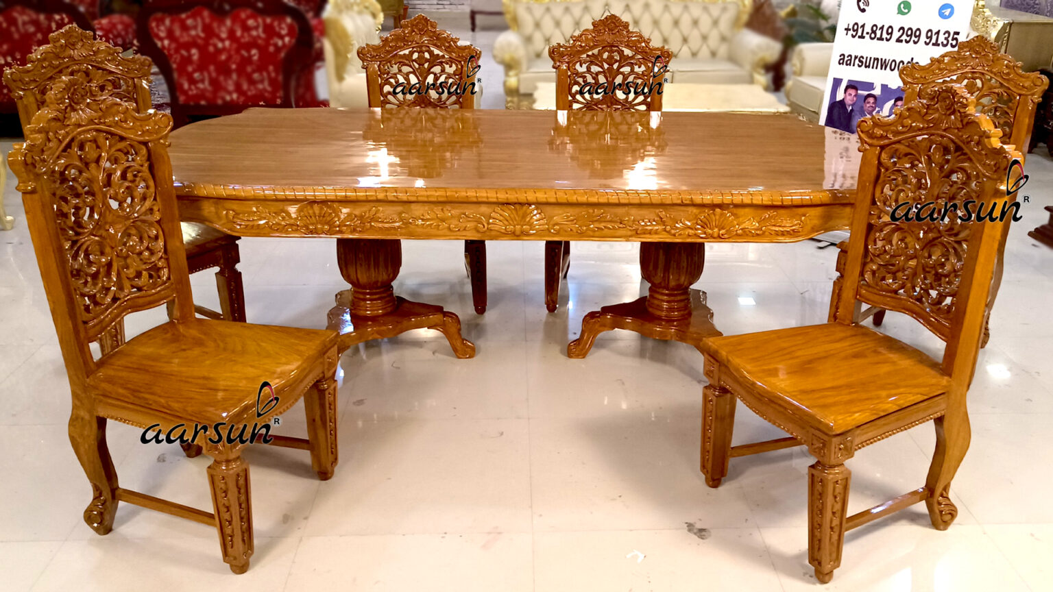 Classic Dining Table Set in Solid Wood