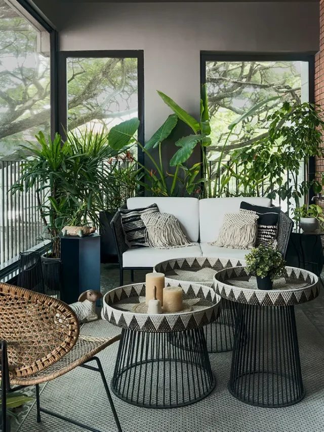 10 Space-Saving Outdoor Chairs for Cozy Balconies