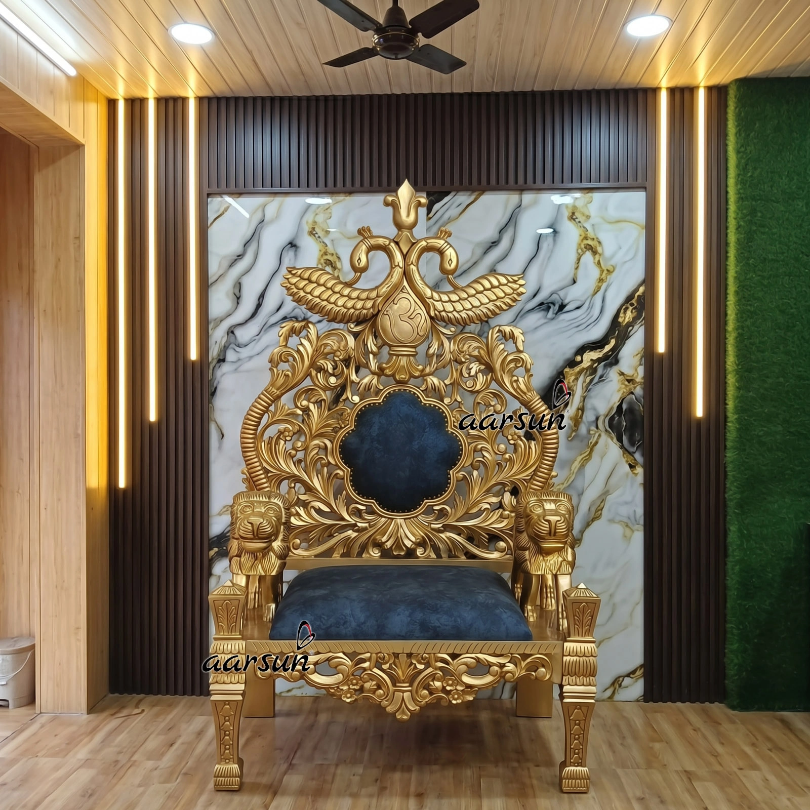 Luxury Guru Ji Chair
