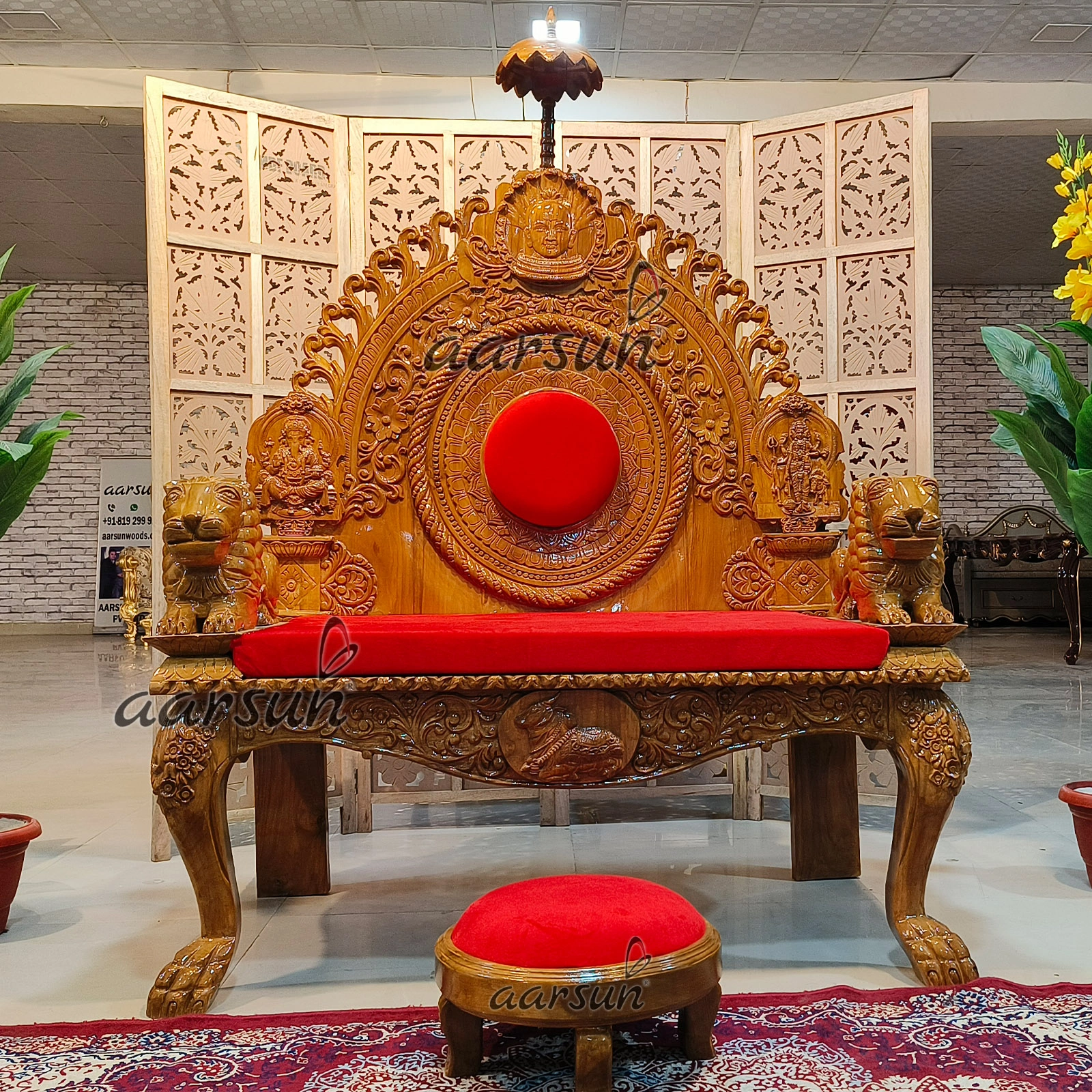 Handcrafted Big Singhasan & Guru Ji Gaddi