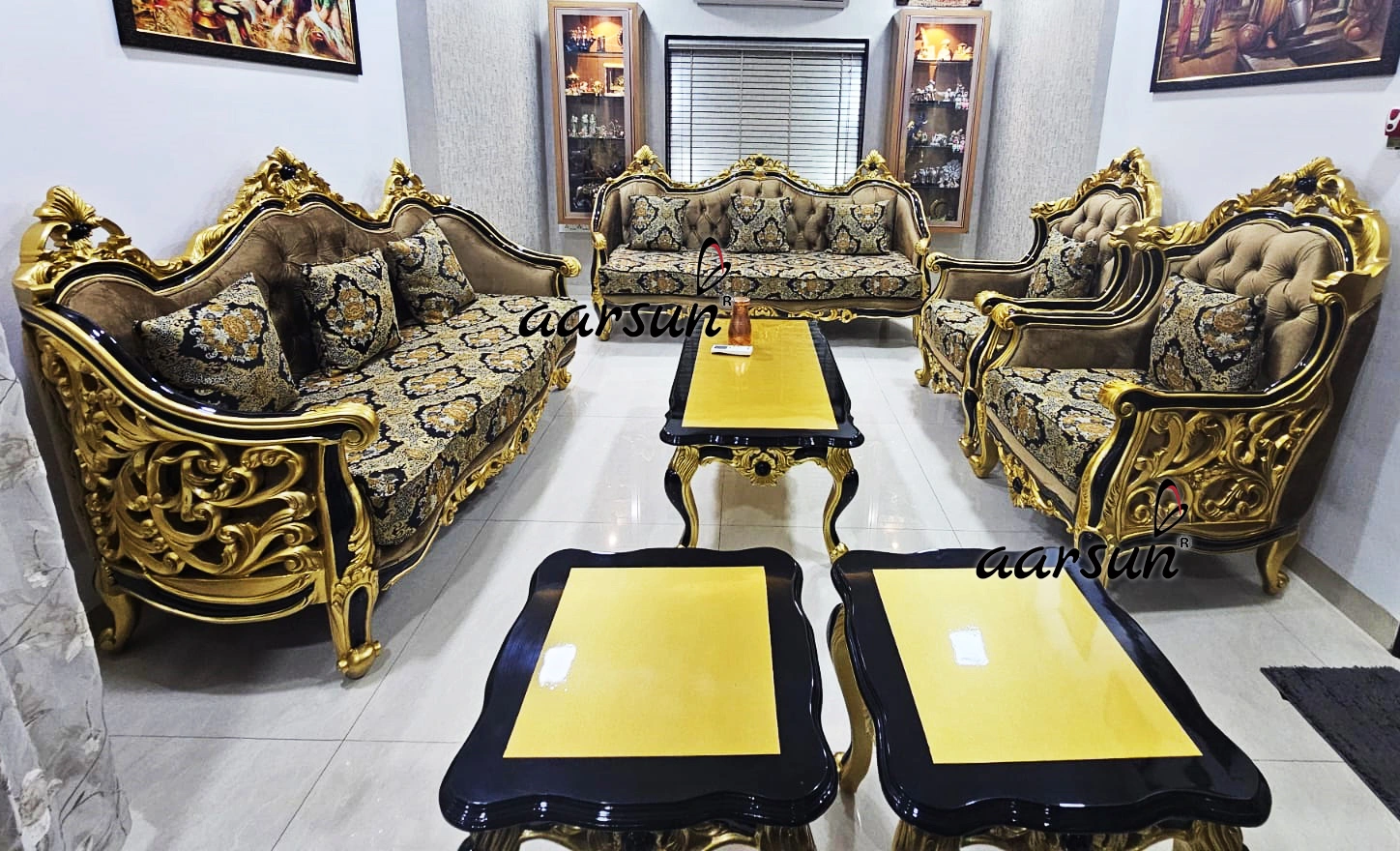 Antique Style Wooden Sofa Set with Royal Golden Finish YT-898
