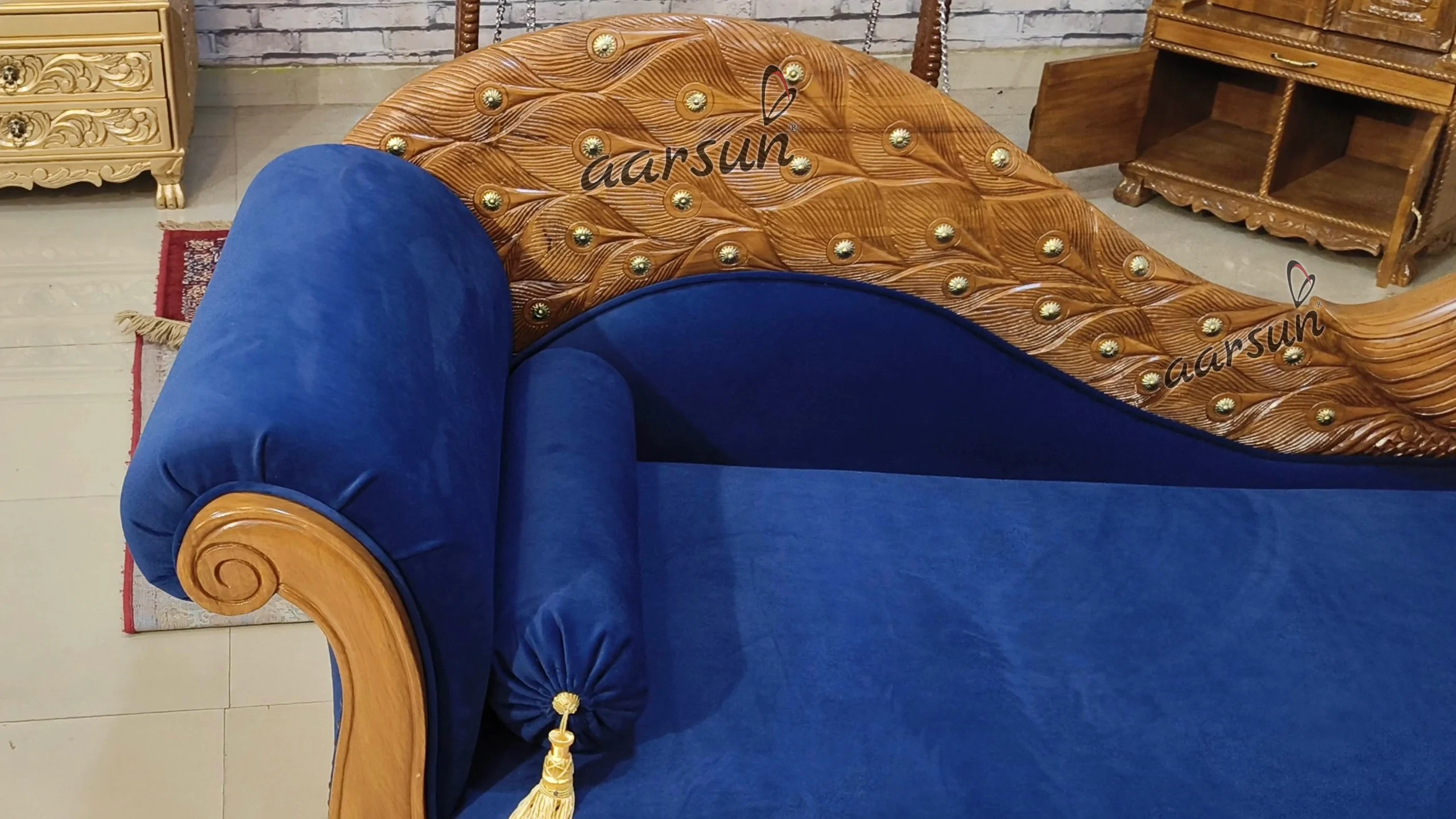 Fully Handcrafted Wooden Classical Bedroom Set - Image 14