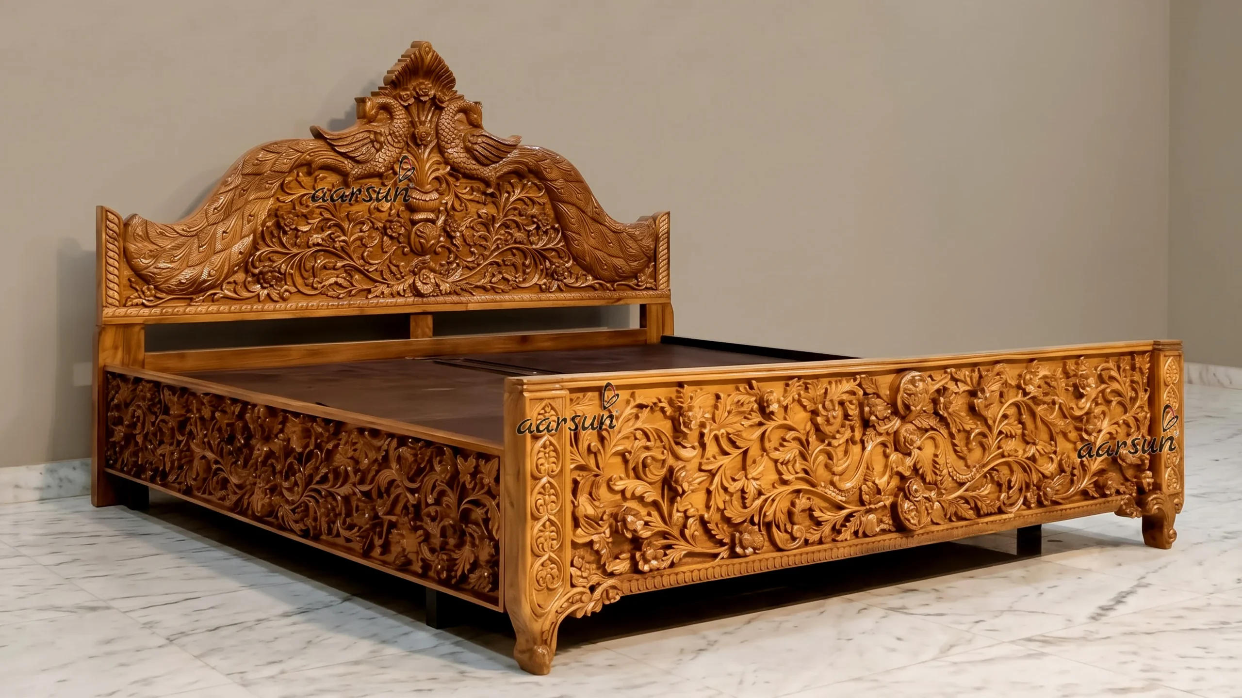 Fully Handcrafted Wooden Classical Bedroom Set