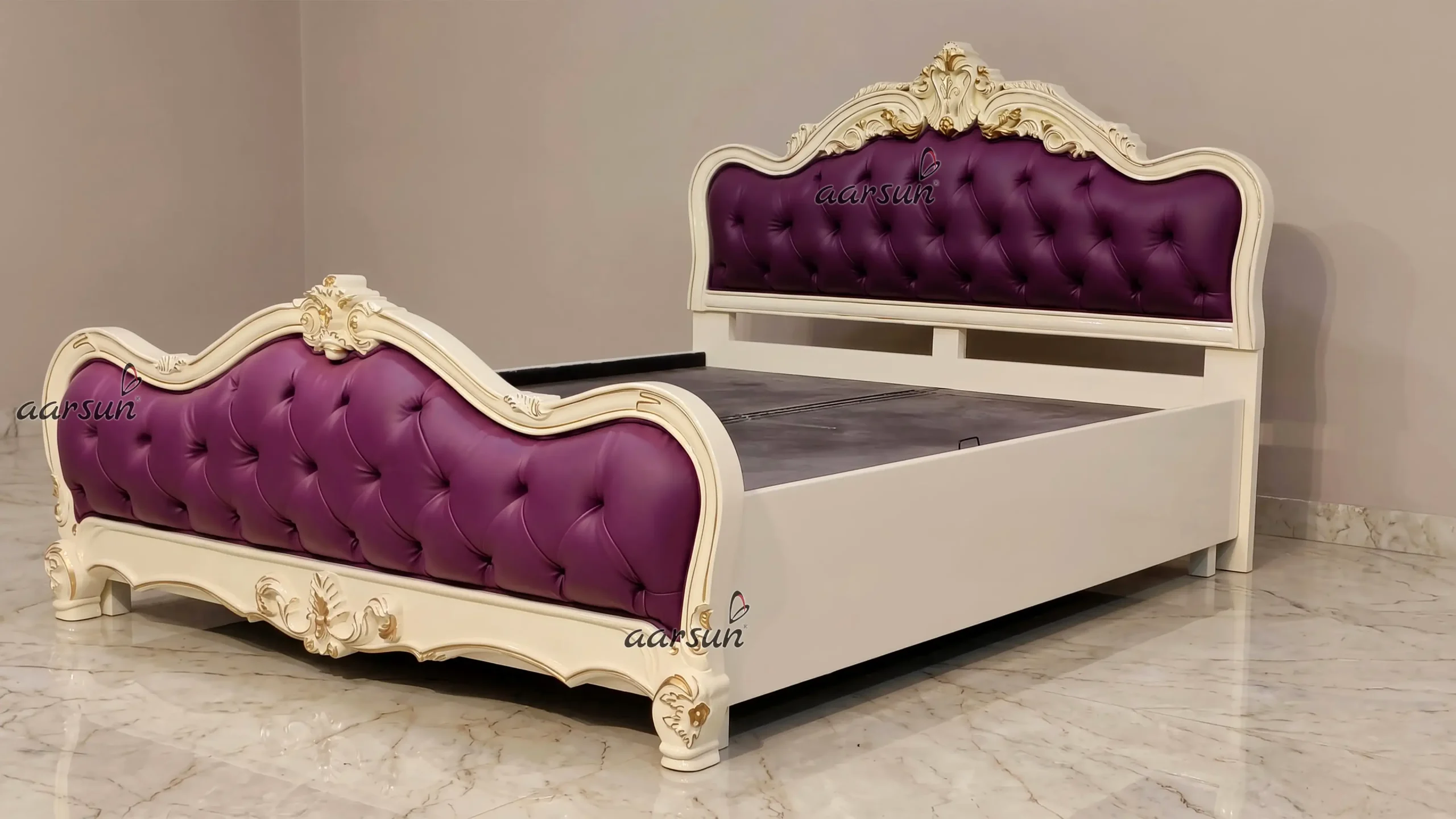 Strong and durable teak wood Queen-Size Bed