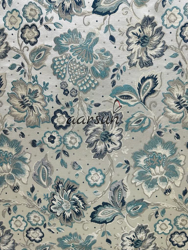 Victorian Floral Tapestry Sofa Fabric for Premium Furniture