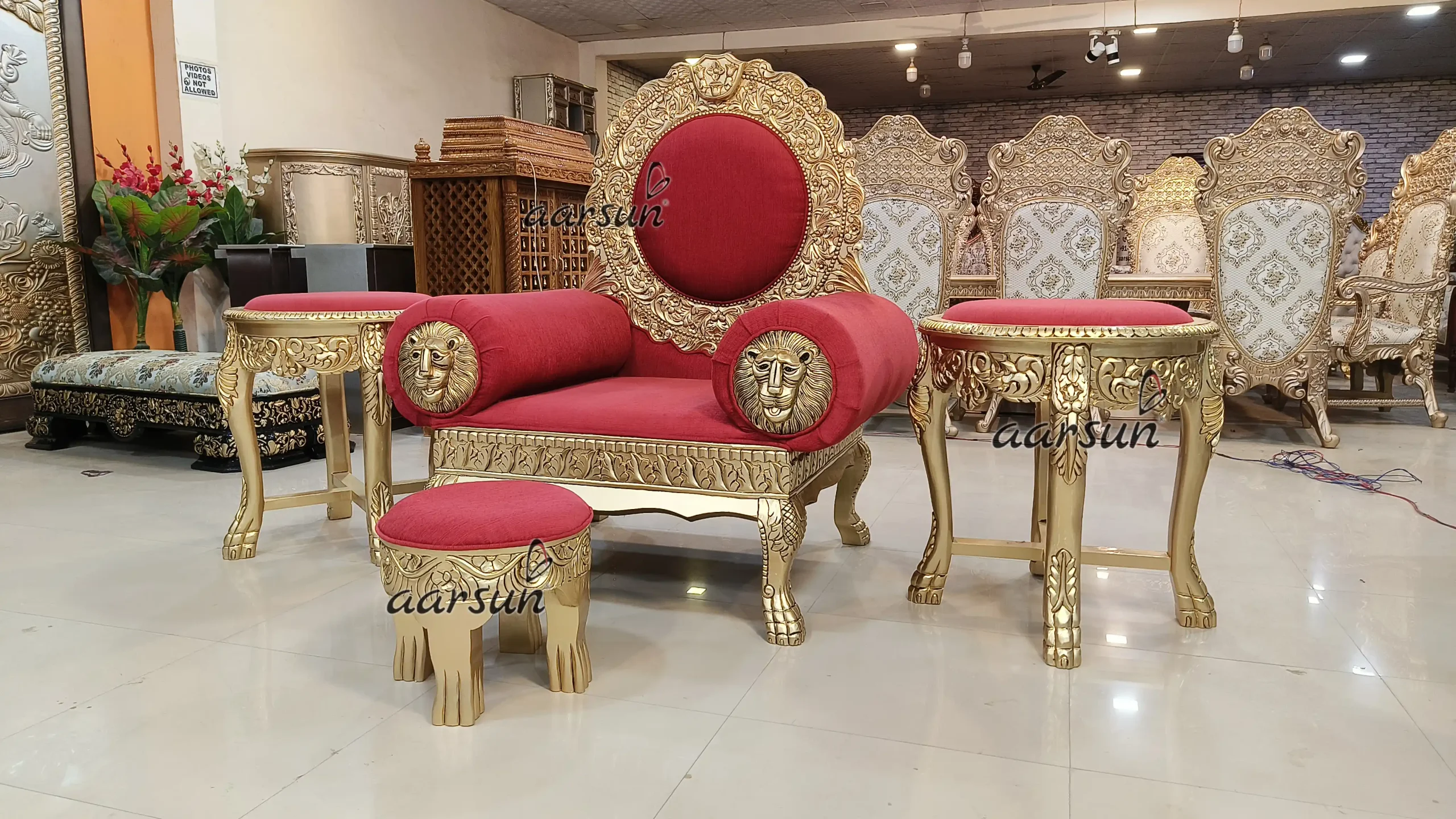 Large Hand-carved Guru ji Gaddi - Image 5