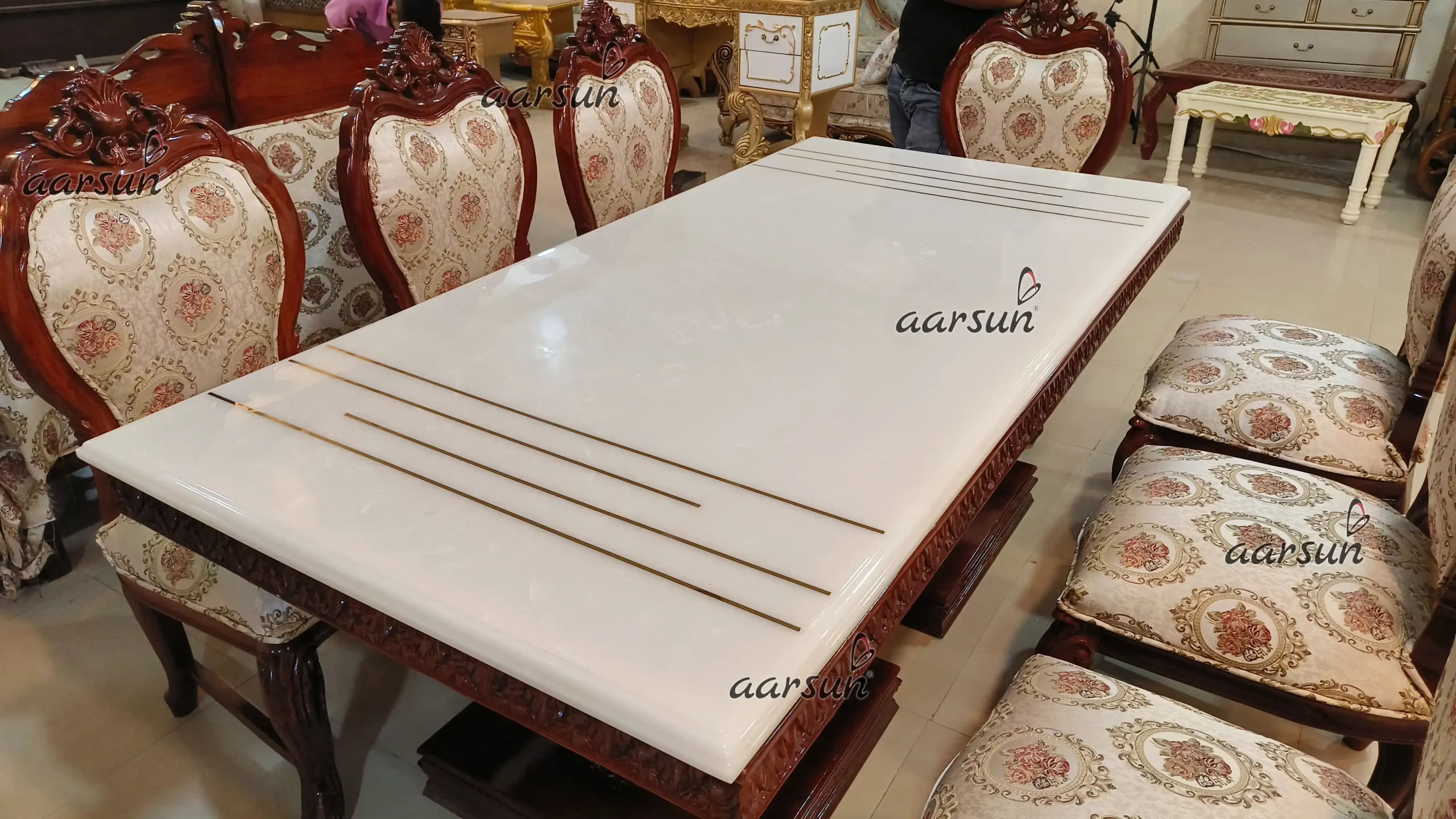 Aarsun Woods Luxury Handcrafted Dining Table - Image 6