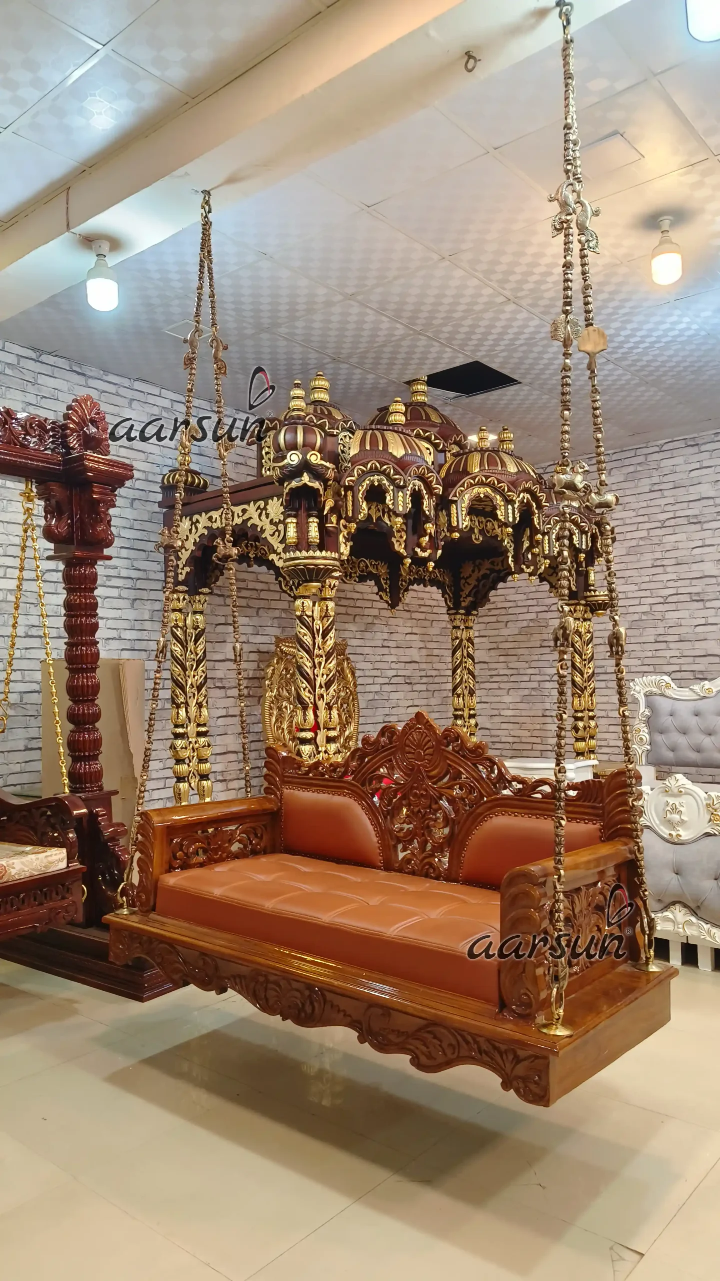 Aarsun Woods Luxury Wooden Jhoola - Image 5