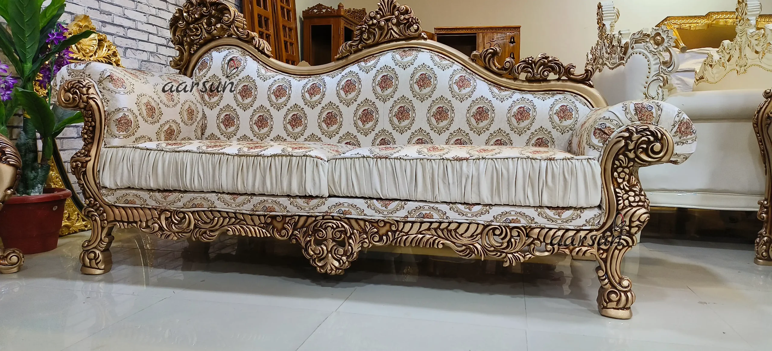 Classic Royal Diwan Sofa - Image 5