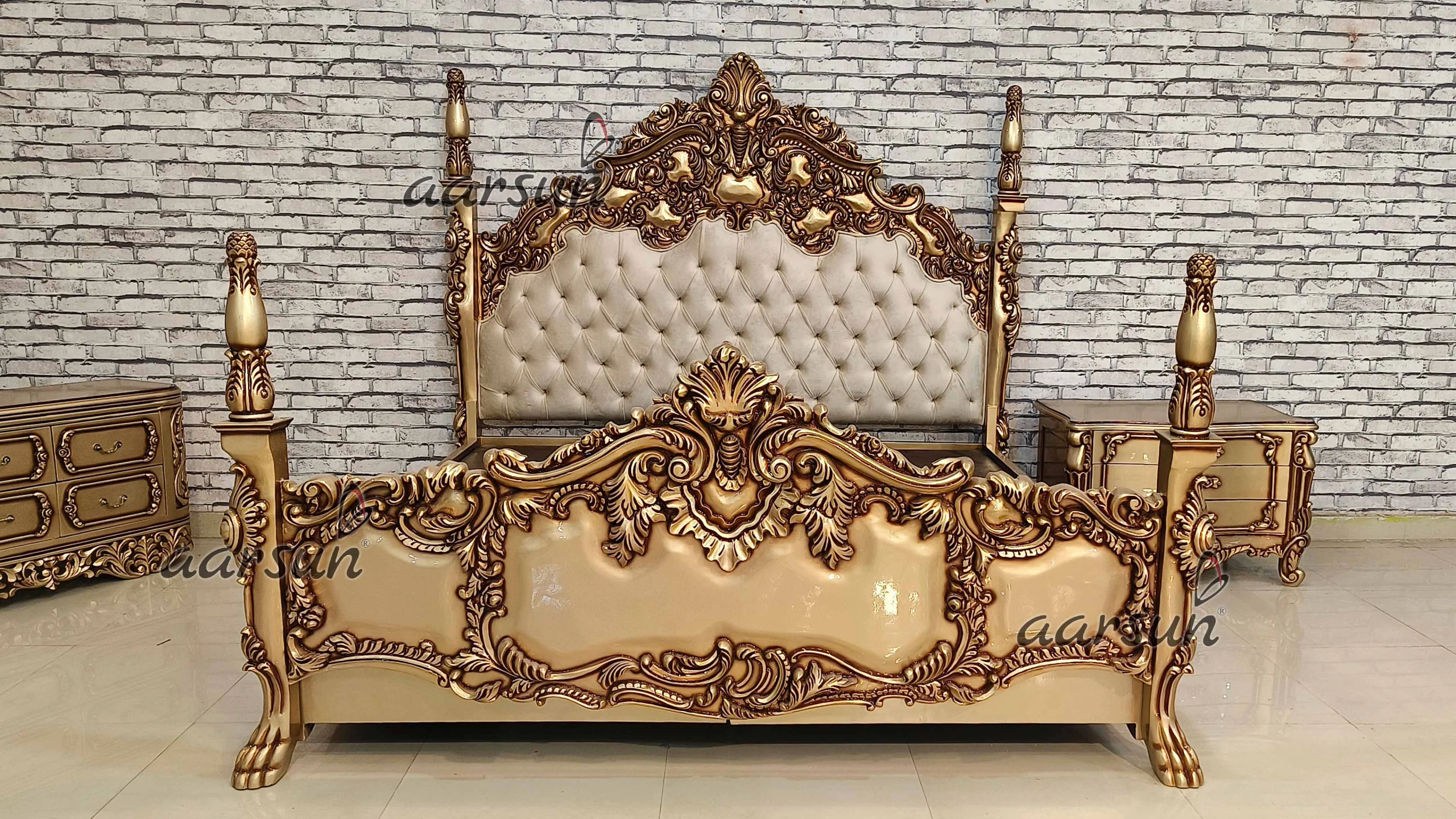Hand-Carved Luxury Poster Bed - Image 4
