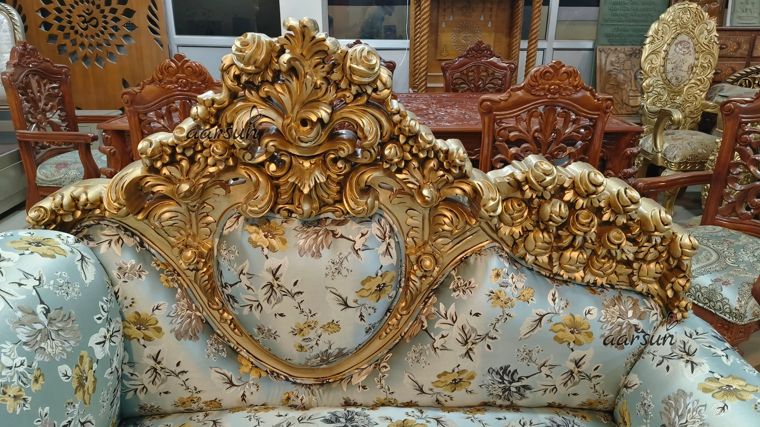 Handcrafted Classic Diwan Couch - Image 5