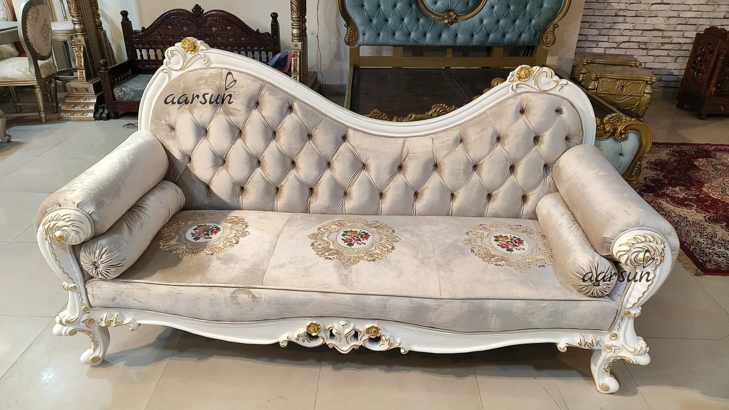 Luxury Carved Diwan Sofa - Image 9