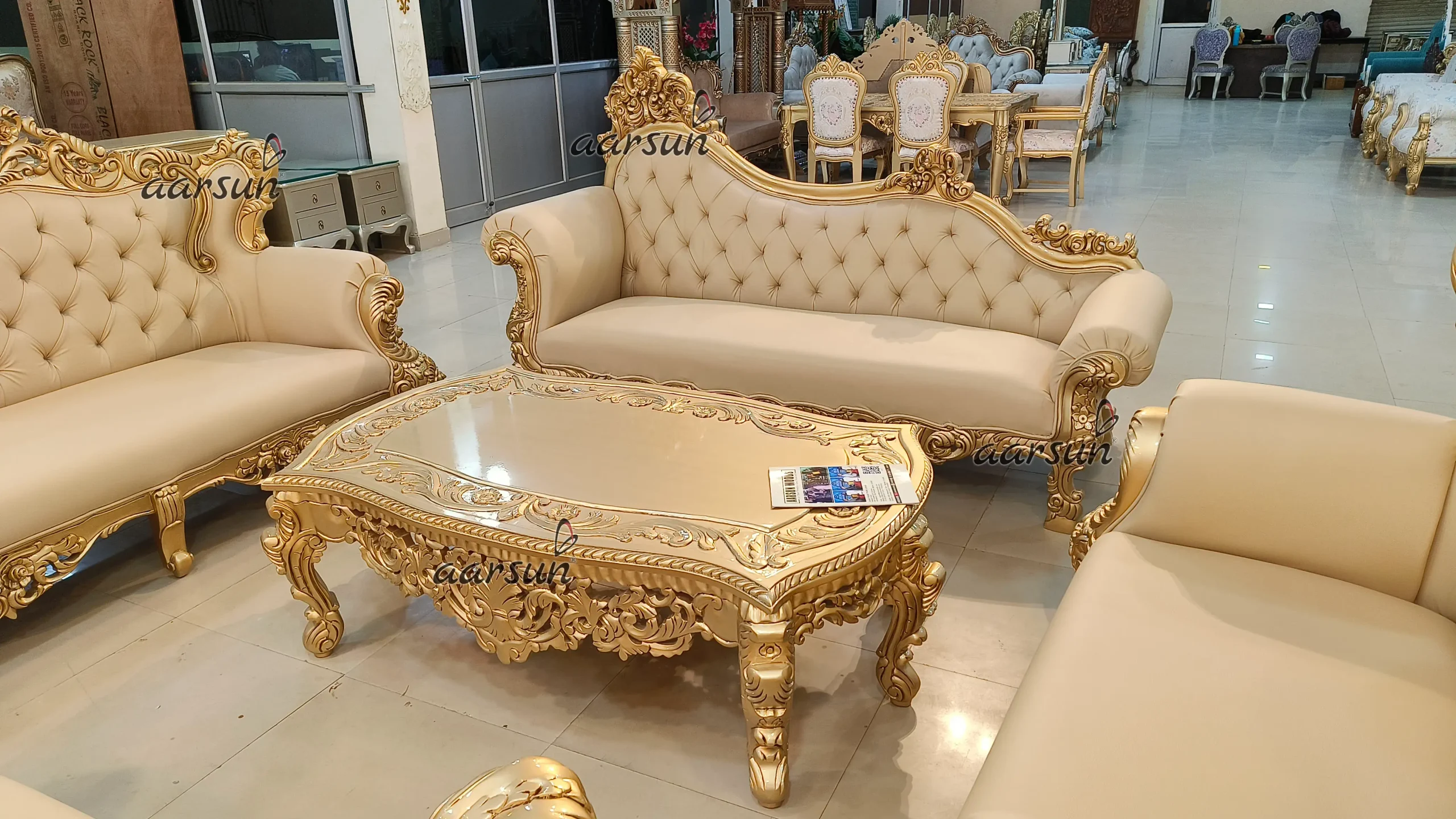 Premium Royal Lounge Diwan
