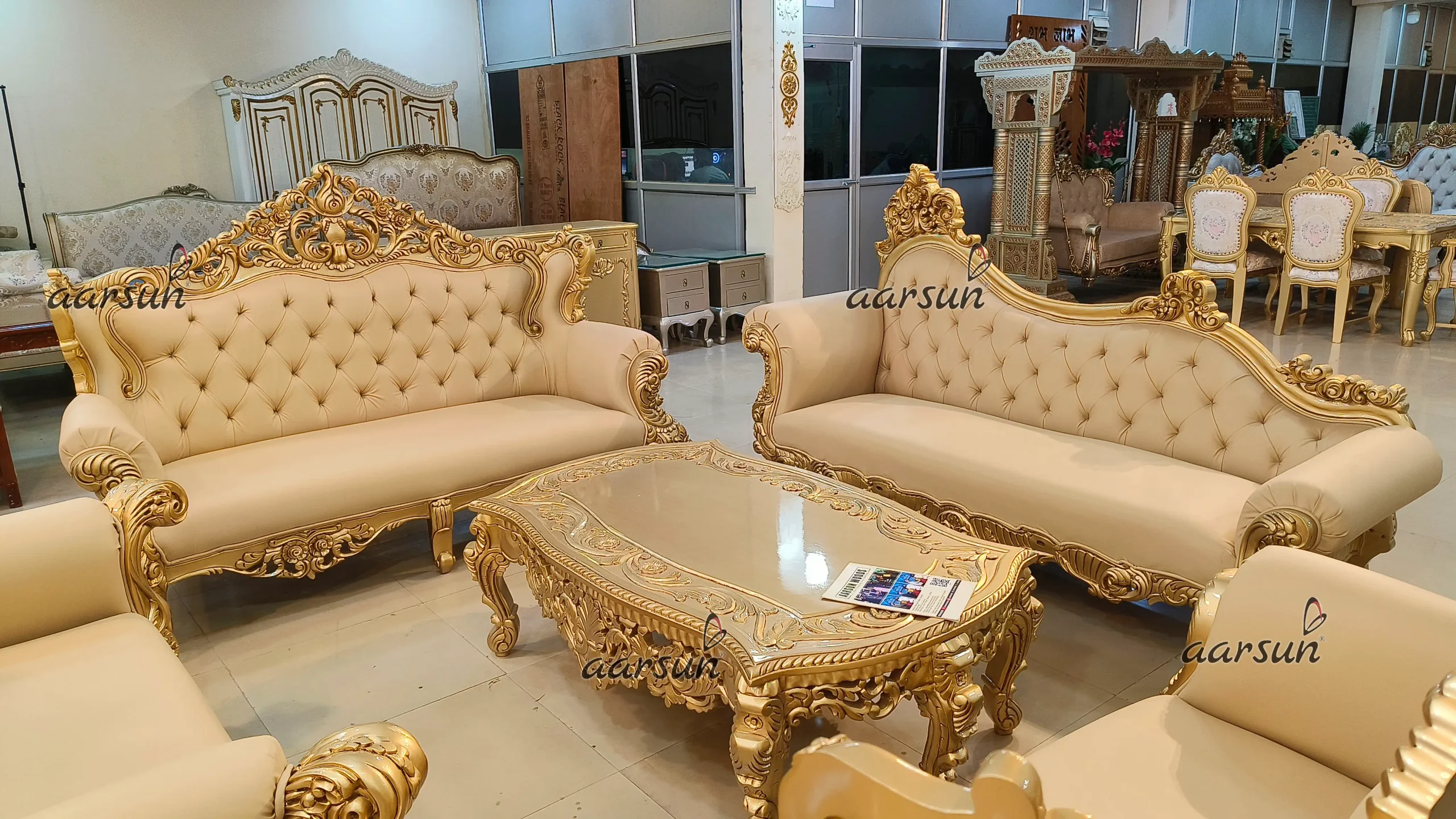 Premium Royal Lounge Diwan - Image 7