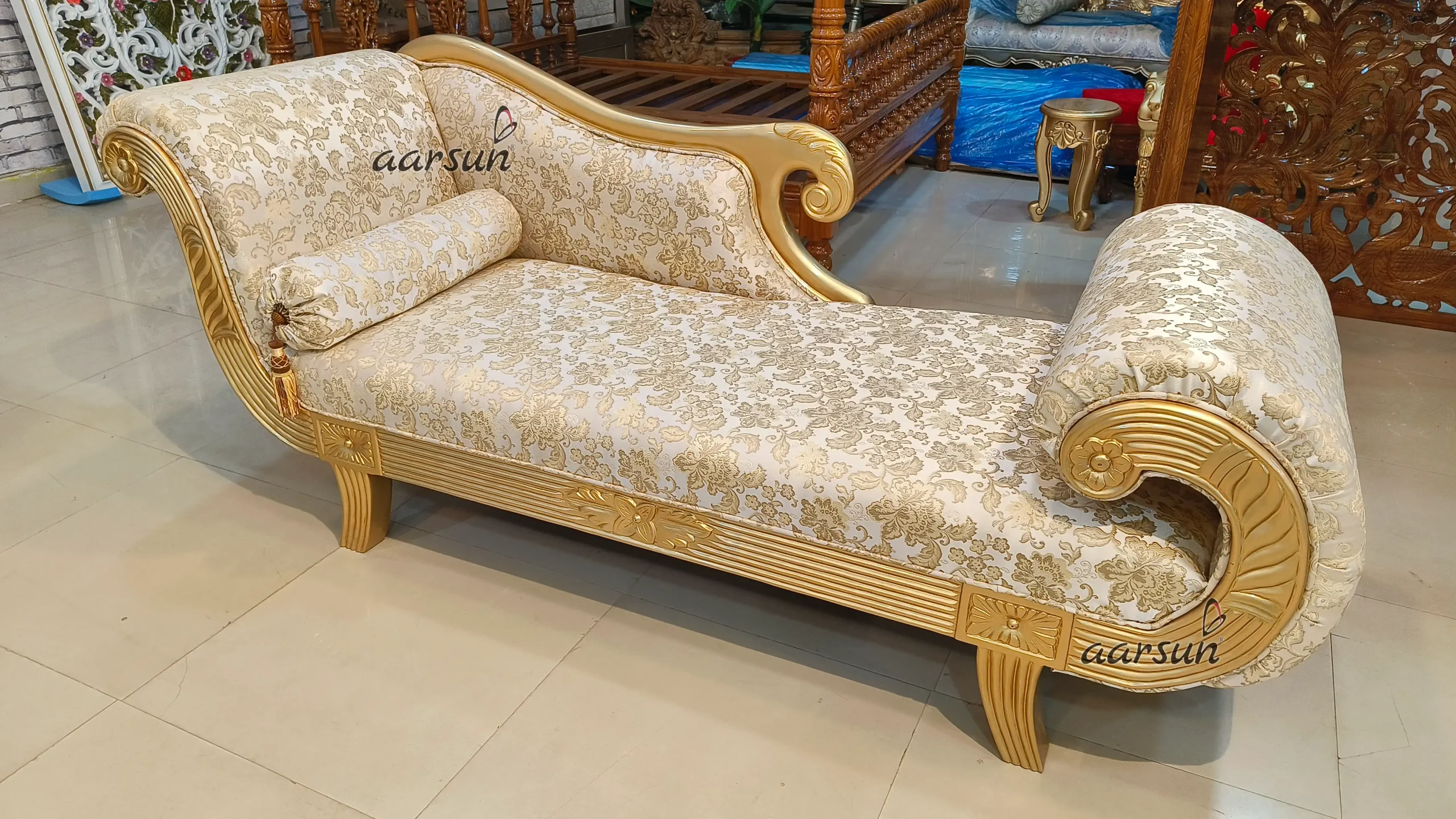 Premium Traditional Diwan Couch - Image 7