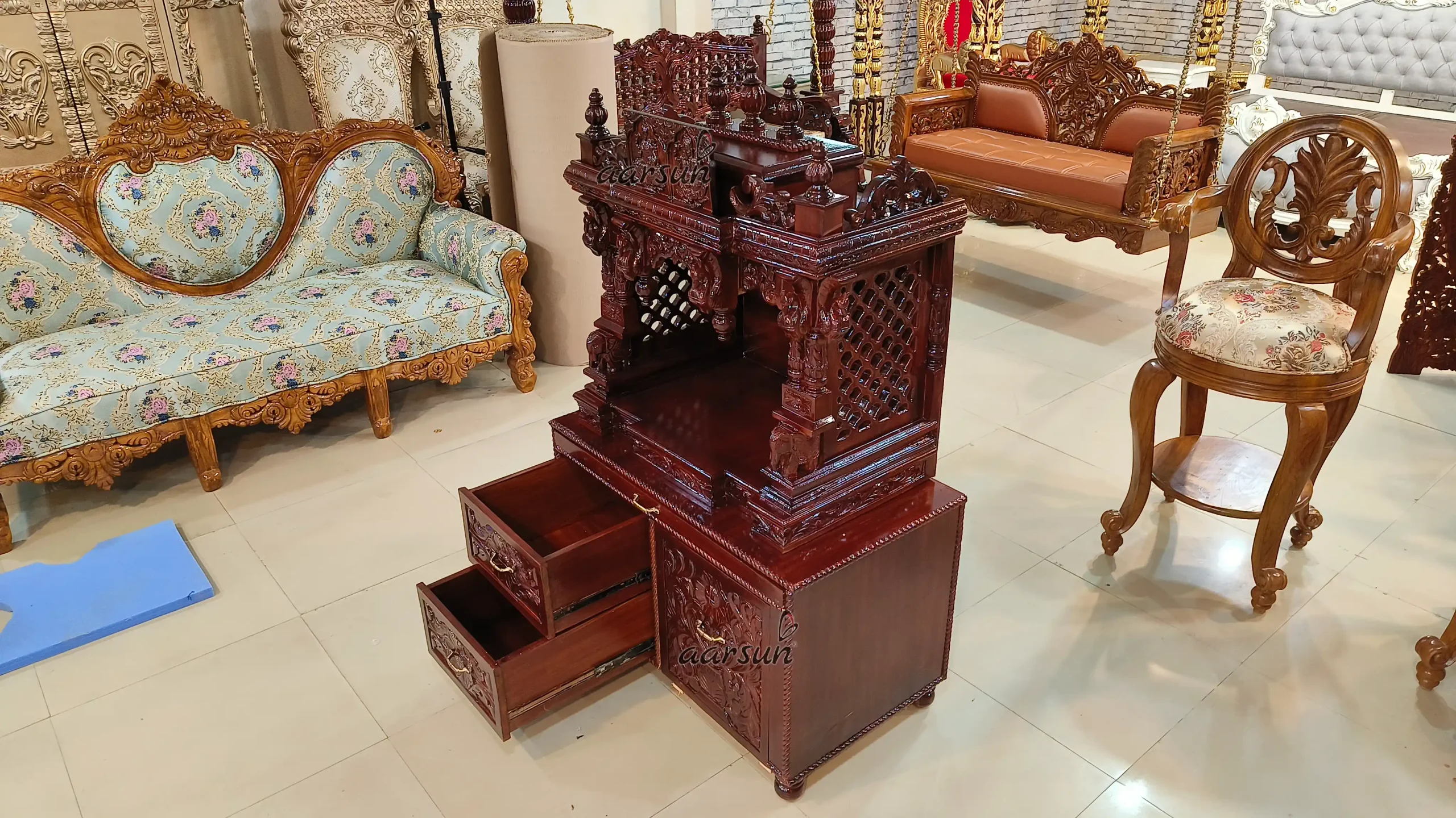 Traditional Indian Wooden Temple - Image 8