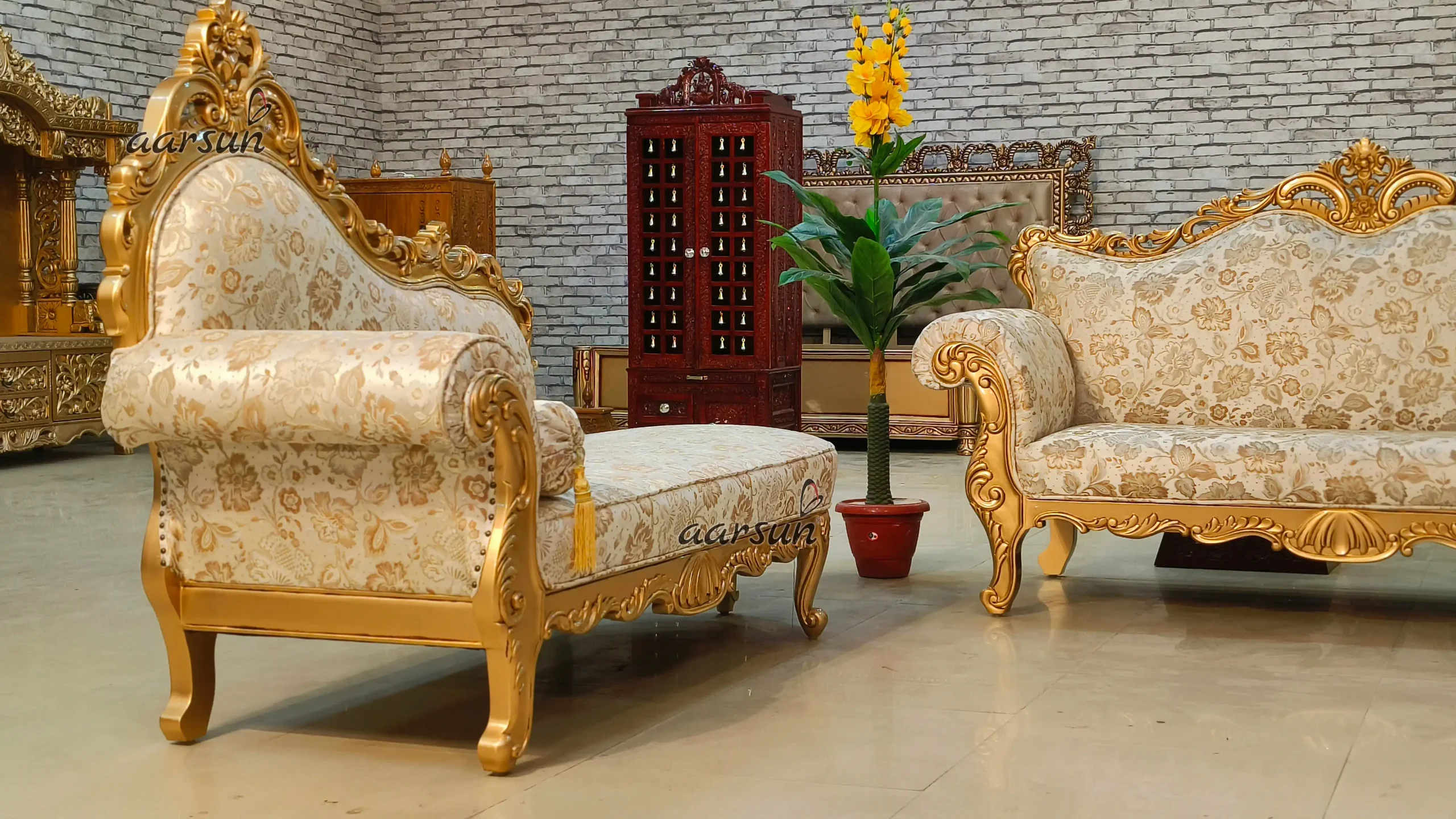 Traditional Royal Diwan Couch - Image 4